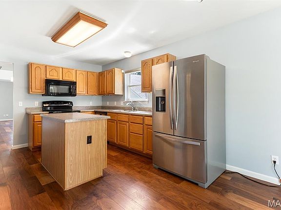 5th image of 6 Country Bluff Ct