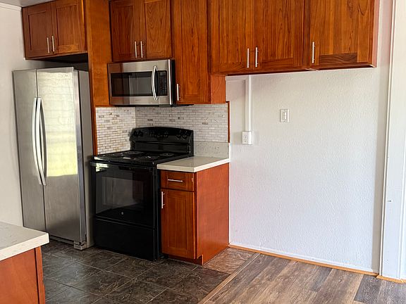 5th image of 98-1275 Hoohiki Pl APT A