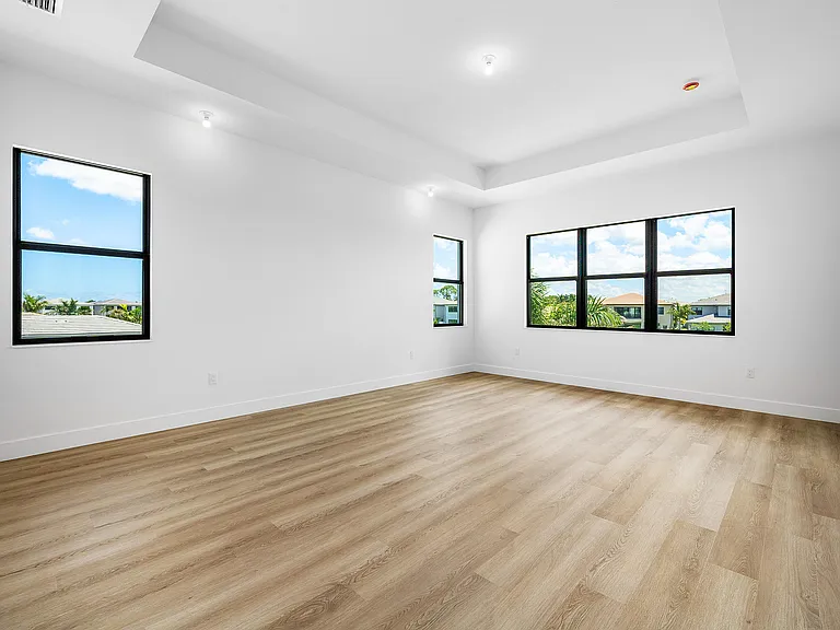 9516 Riverside Park Dr — Photo 39