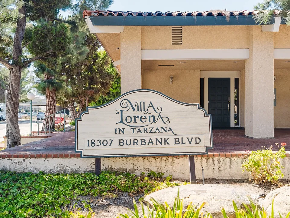 18307 Burbank Blvd #233