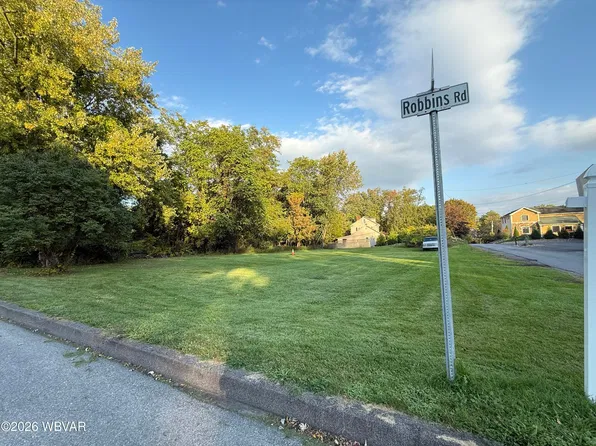 Robbins Rd, Montoursville, PA 17754