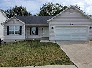 1352 Grey Wolf Dr, Imperial, MO 63052
