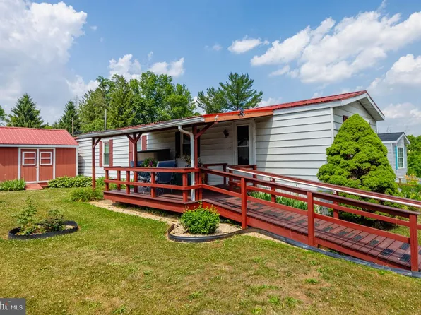 4 Hemlock Acres Ct, Manheim, PA 17545