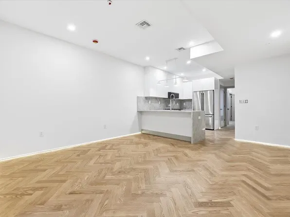 392 1st Street image 10 of 35