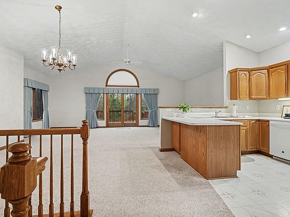 3rd image of 109 Brighton Park