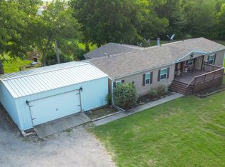 9102 County Road 589, Nevada, TX 75173