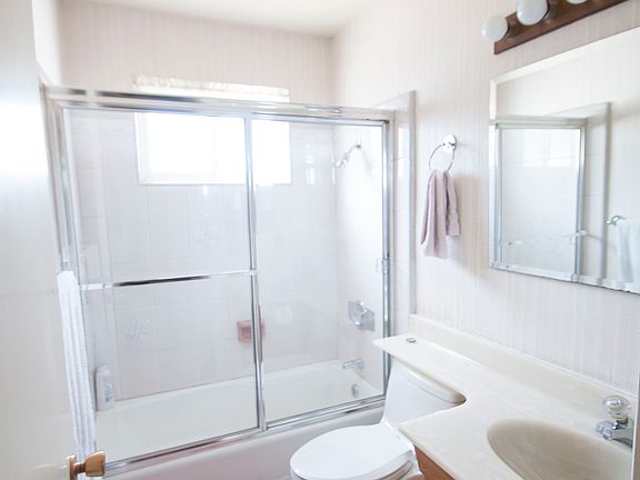 4th image of 16286 Soriano Dr