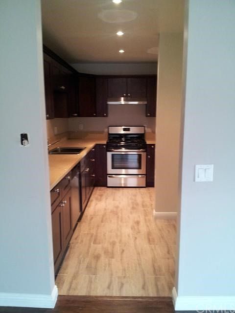 1st image of 9381 Shadowood Dr APT B