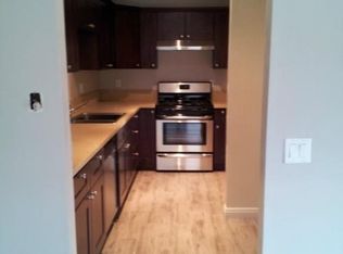 9381 Shadowood Dr APT B, Montclair, CA 91763