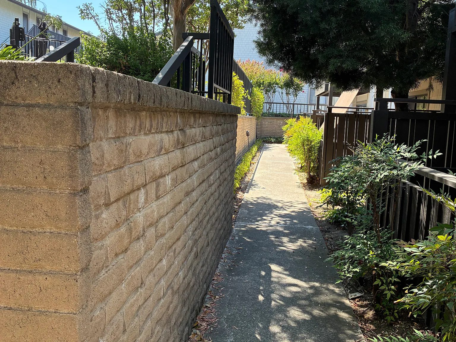 1 bed, 670 sqft, $1,950 — Photo 1