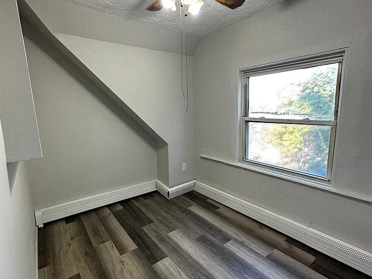 29 E Cottage St #3 — Photo 11