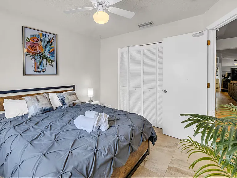 5462 Colonial Oaks Blvd — Photo 48