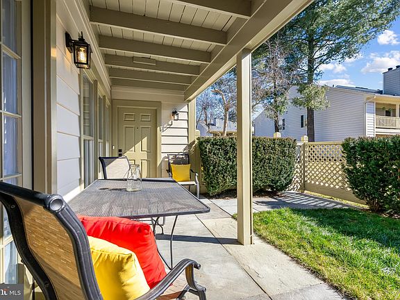 3rd image of 20657 Shadyside Way #117-8