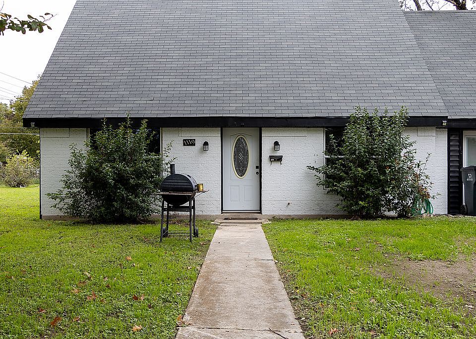 1st image of 1119 Sycamore St
