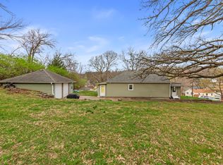 523 Elliott St, Council Bluffs, IA 51503