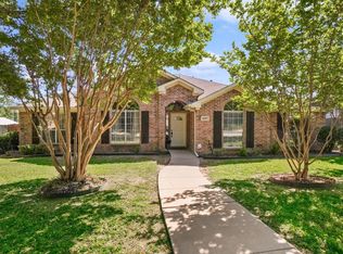 10307 Little Valley Rd, Fort Worth, TX 76108