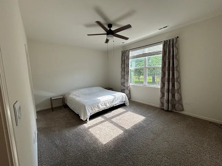 922 Darwin St — Photo 5
