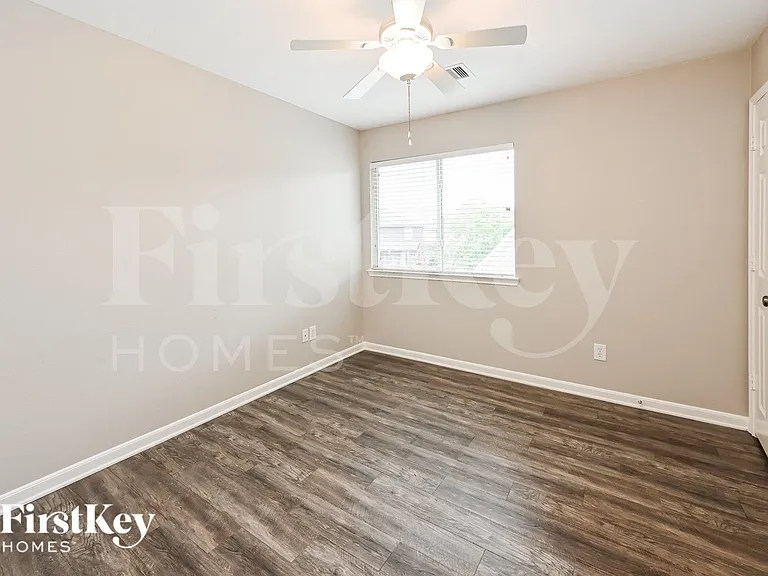 13803 Turning Spring Ln — Photo 14