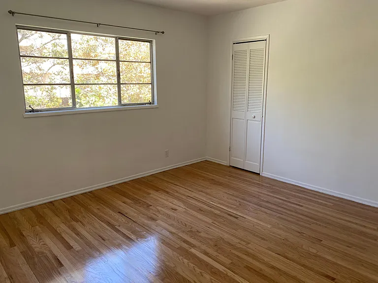 Bedroom #1