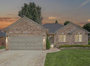 18961 Boysenberry Dr, Macomb, MI 48042