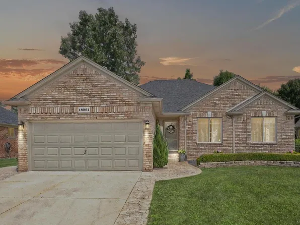 18961 Boysenberry Dr, Macomb, MI 48042