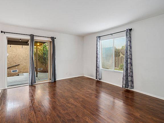 5th image of 7157 Wren Ct