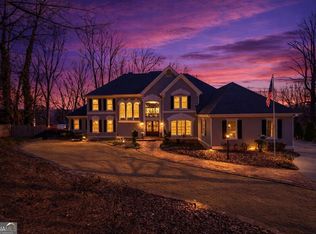 435 Robertson Rd, Dawsonville, GA 30534