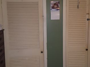 1026 Mount Holly Rd, Edgewater Park, NJ 08010