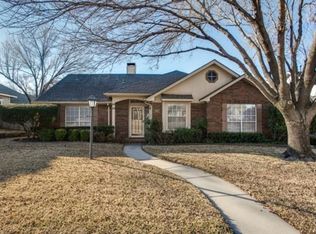 1425 Mapleview Dr, Carrollton, TX 75007