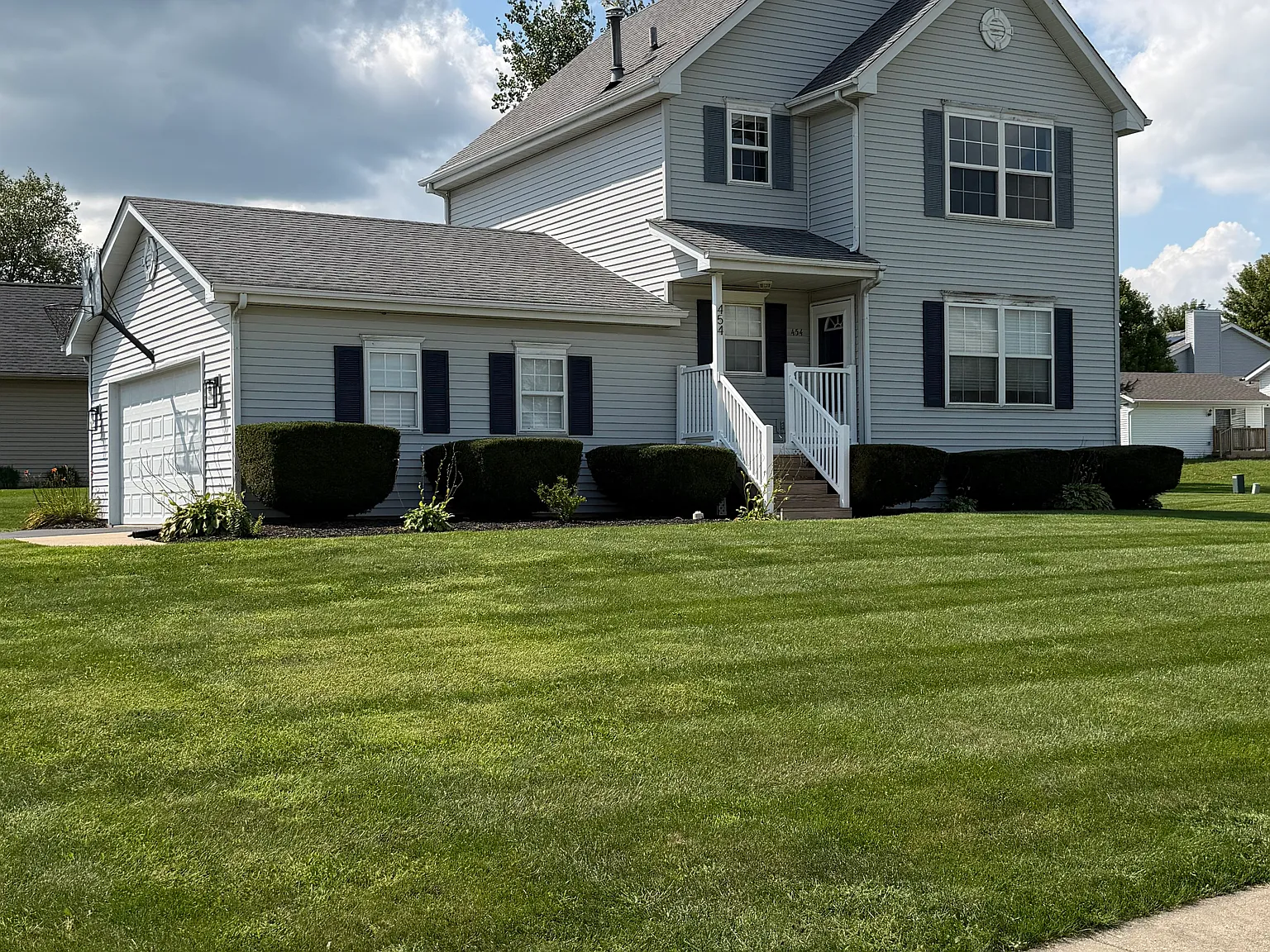 3 bed, 1280 sqft, $2,200 — Photo 1