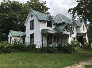 201 N Walnut St, Bangor, MI 49013