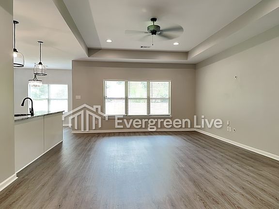3rd image of 4545 Western Woods Dr