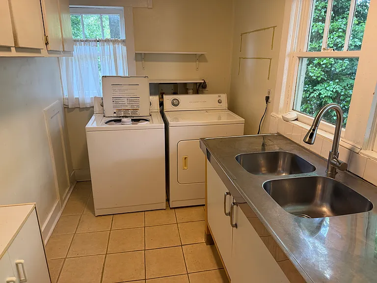 754 Antone St NW — Photo 7