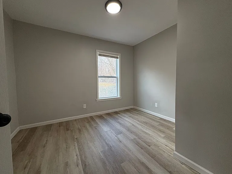7027 Plateau Ave — Photo 9