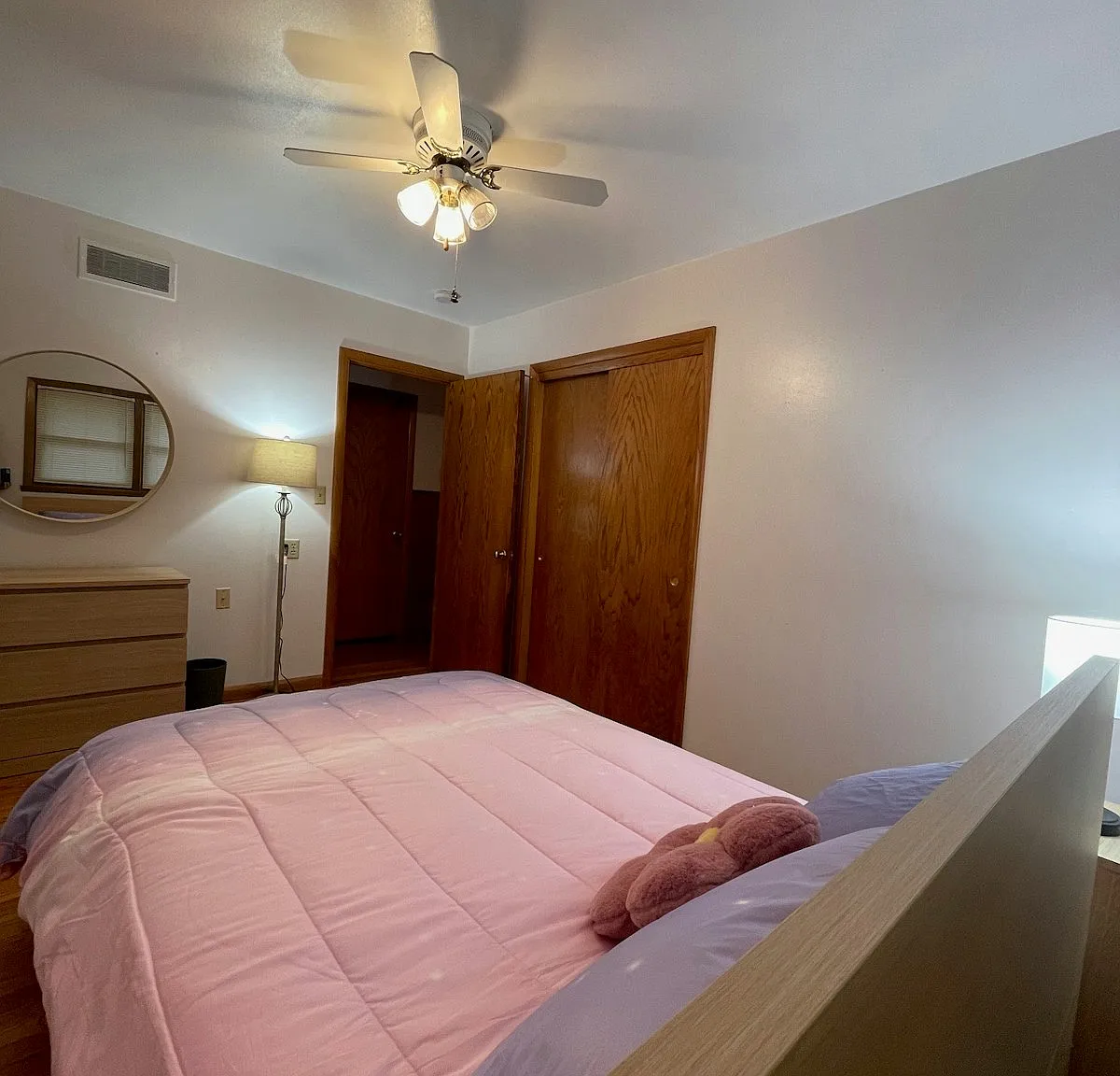1501 West Foster Avenue — Photo 4