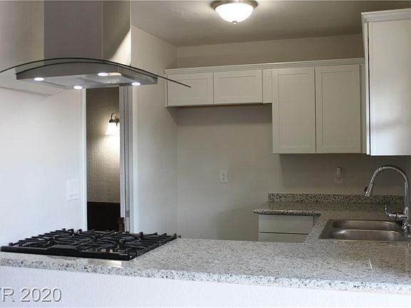 4th image of 2539 Paradise Village Way