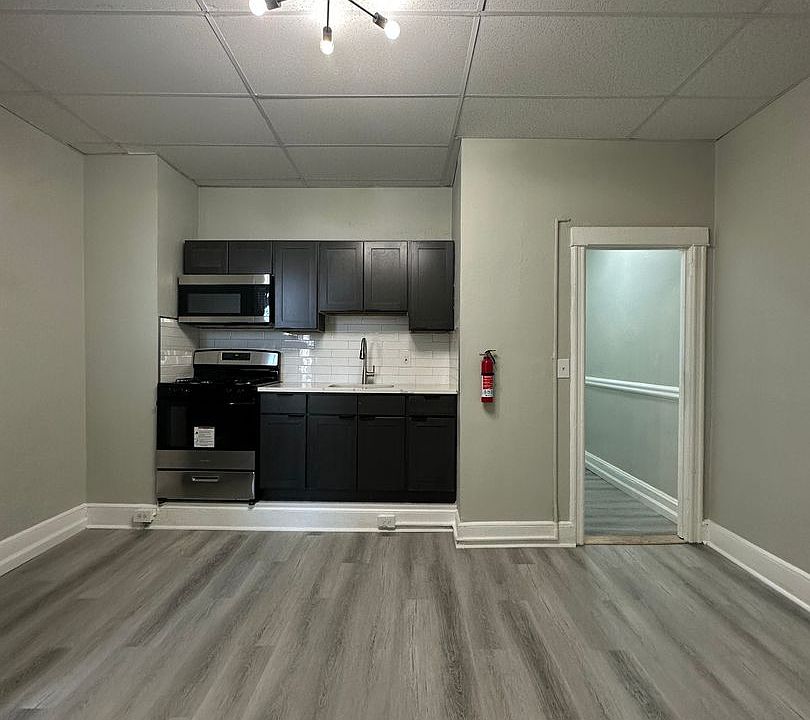1st image of 217 E 7th St APT 15