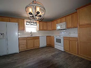 3rd image of 267 Central Ave