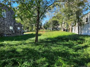 230 B W Main, Riverhead, NY 11901