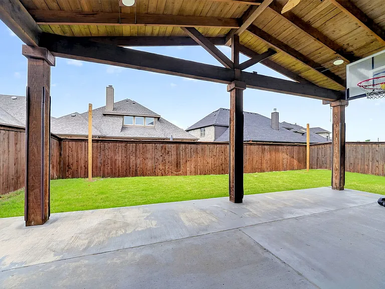 15608 Governors Island Way — Photo 35