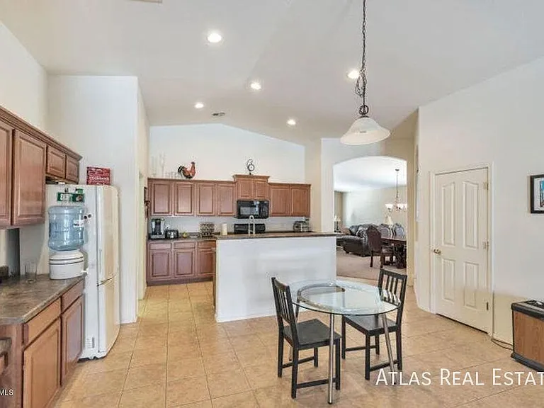 36556 W Velazquez Dr — Photo 6