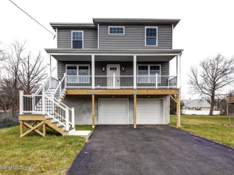 1st image of 17 John St