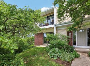 5520 Century Ave APT 1, Middleton, WI 53562