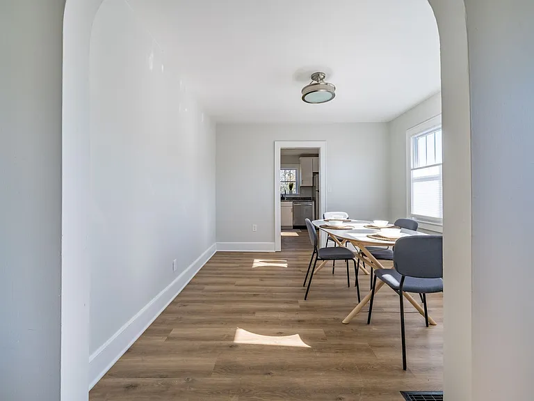 1117 Fairview Ave — Photo 12