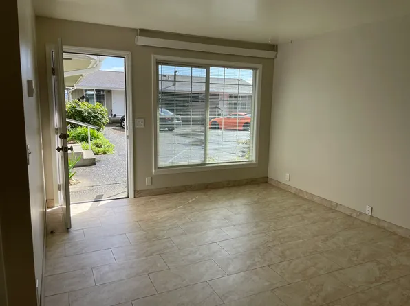 819 Ford Ave, Snohomish, WA