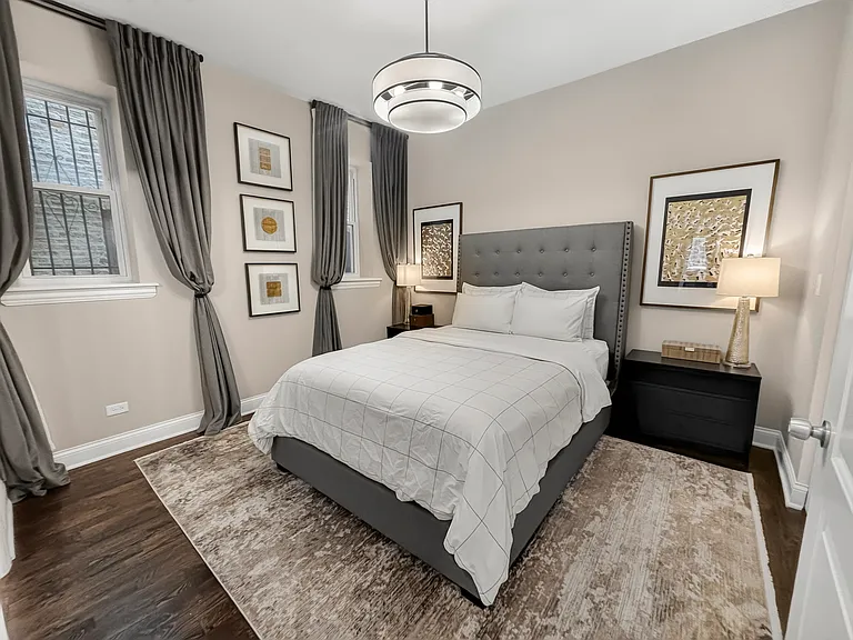 1357 N Rockwell St #1 — Photo 6