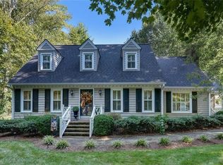 2003 Belmont Dr, Reidsville, NC 27320