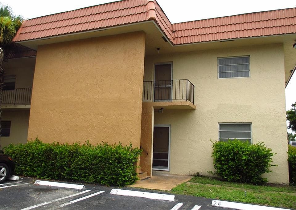 1st image of 10270 NW 35th St APT 3