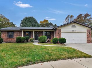 2310 Pierwood Dr, Saint Louis, MO 63129