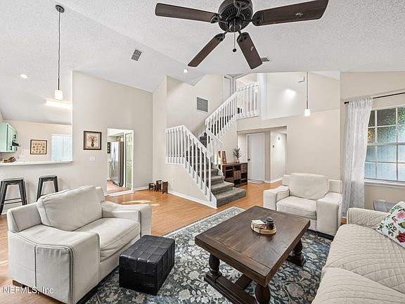 4th image of 7764 MYSTIC POINT Court E